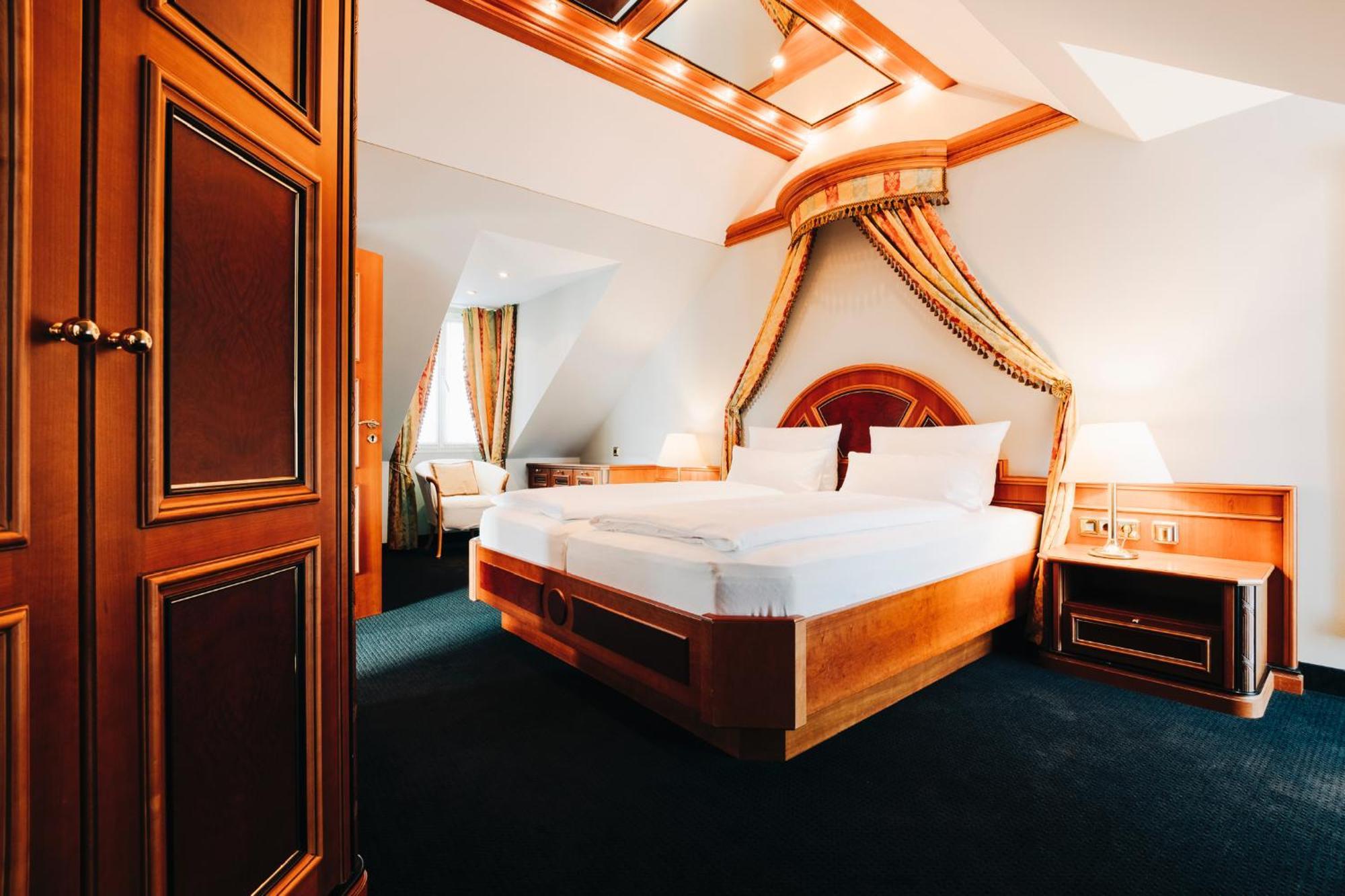 Hotel Das V Evert Hotel - Am Congress Centrum Wuerzburg 4*